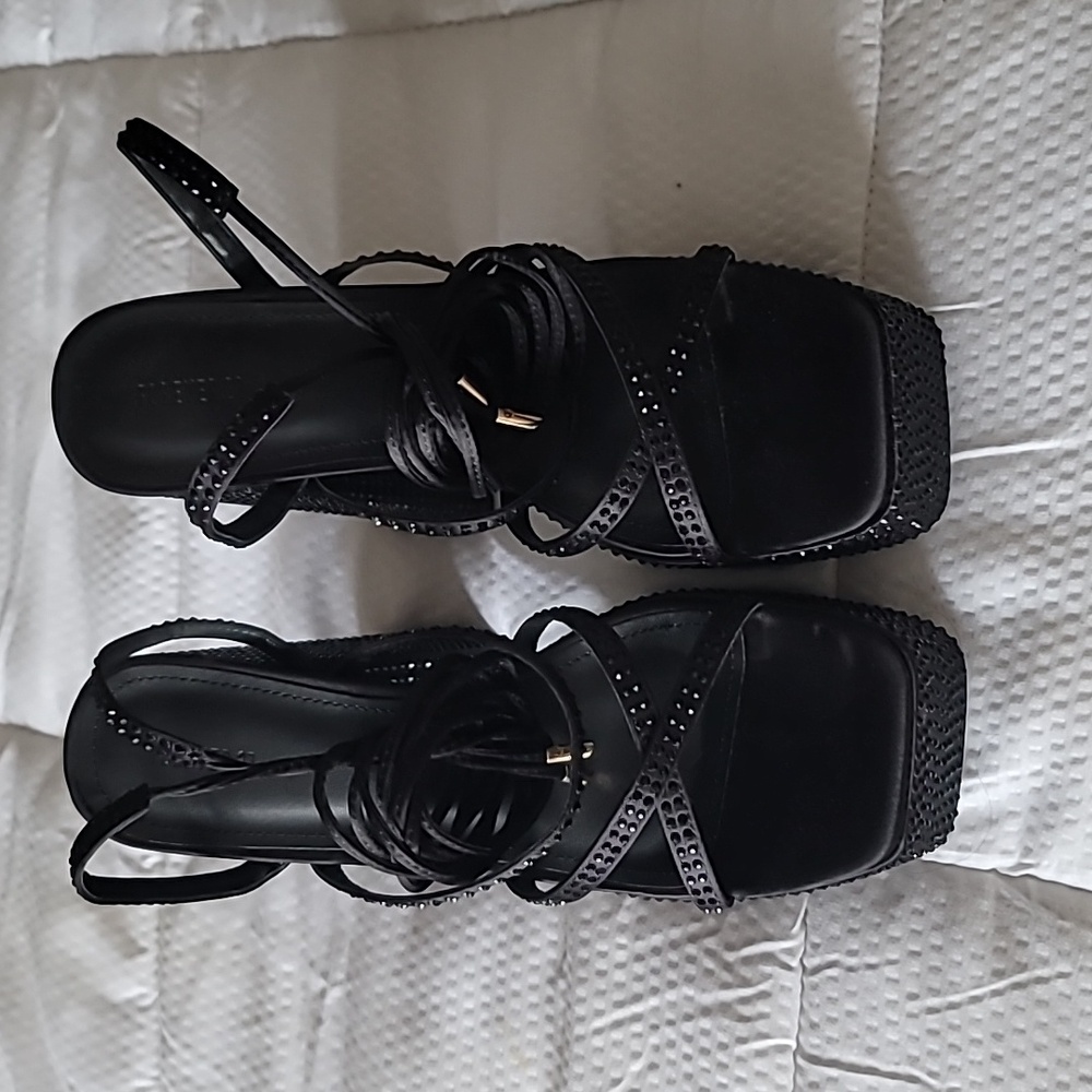 NWOT: Platform heels - Picture 5 of 8